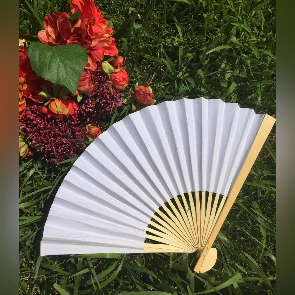 5 White Paper Fans for Wedding Favors - Set of 5 White Paper Fans